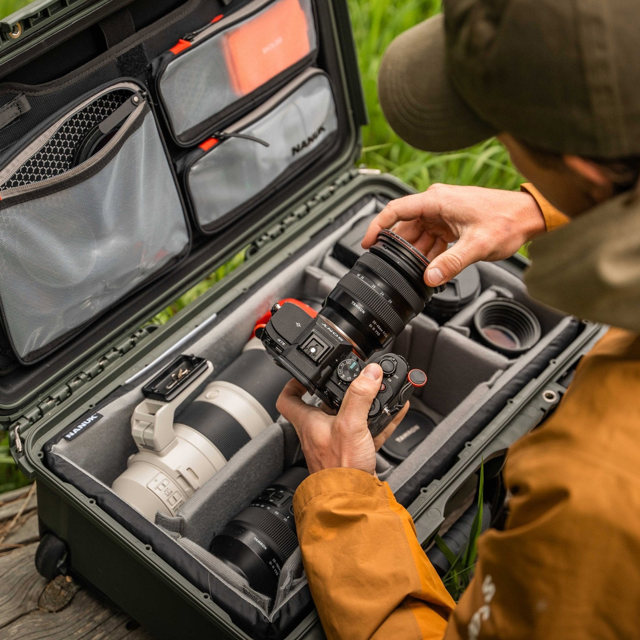 NANUK 935 Camera Case - Pro Photo Kit NANUK 935 Camera Case - Pro Photo Kit