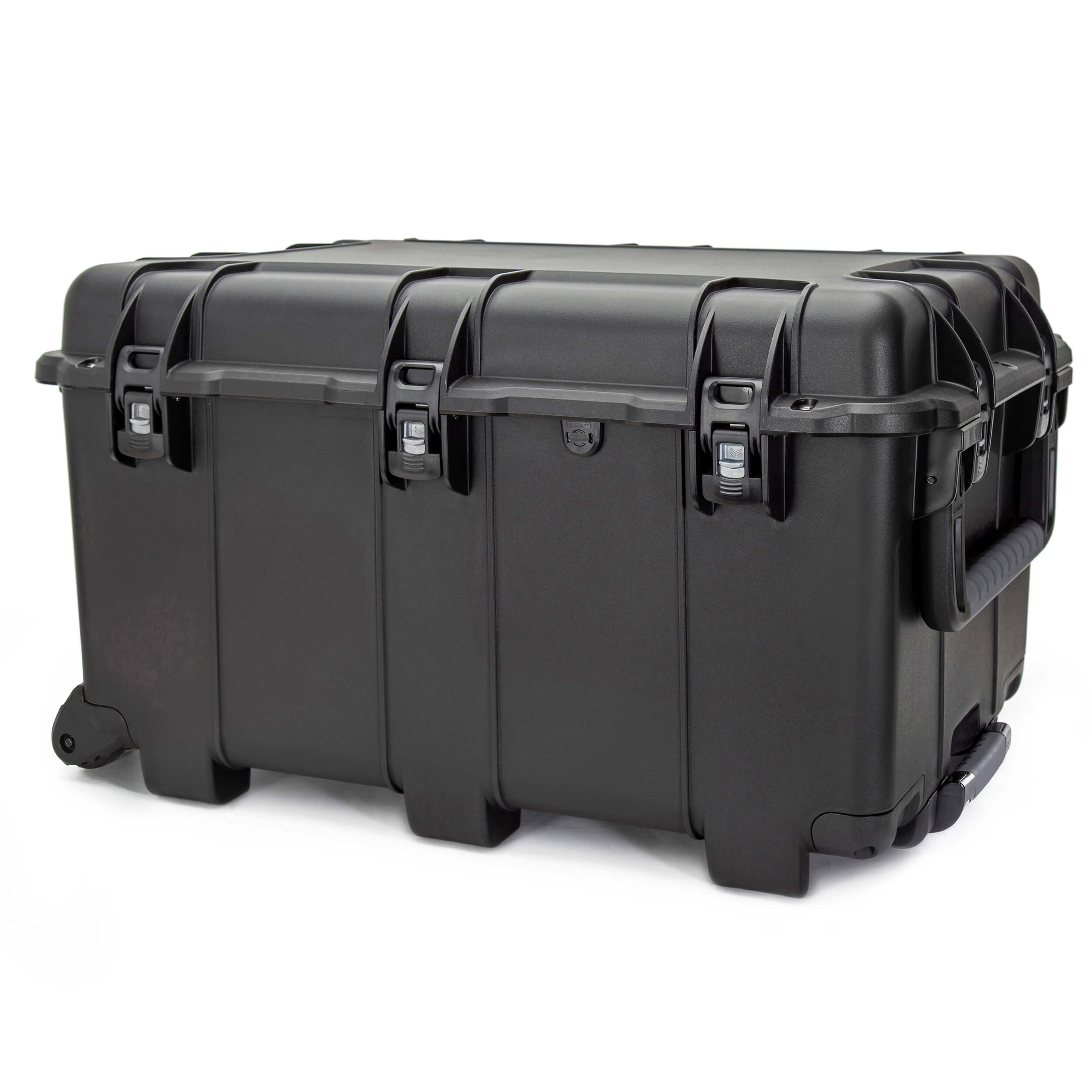 Nanuk 975 angle Nanuk 975 angle