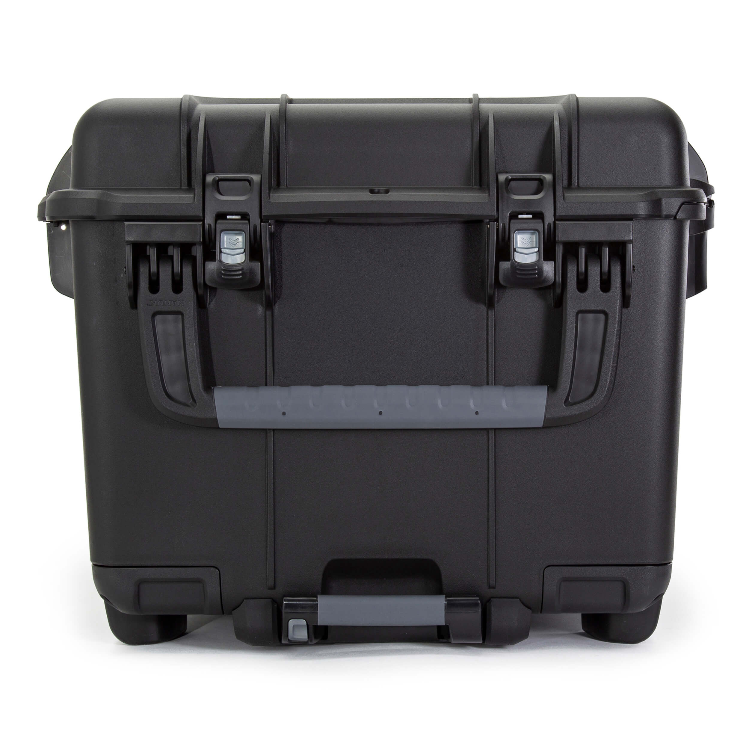 Nanuk 975 side Nanuk 975 side
