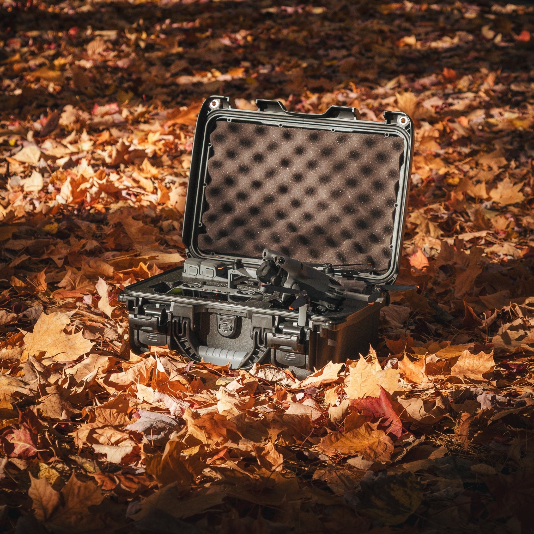 915_Nanukcase_DJIMini5Pro_Lifestyle-5