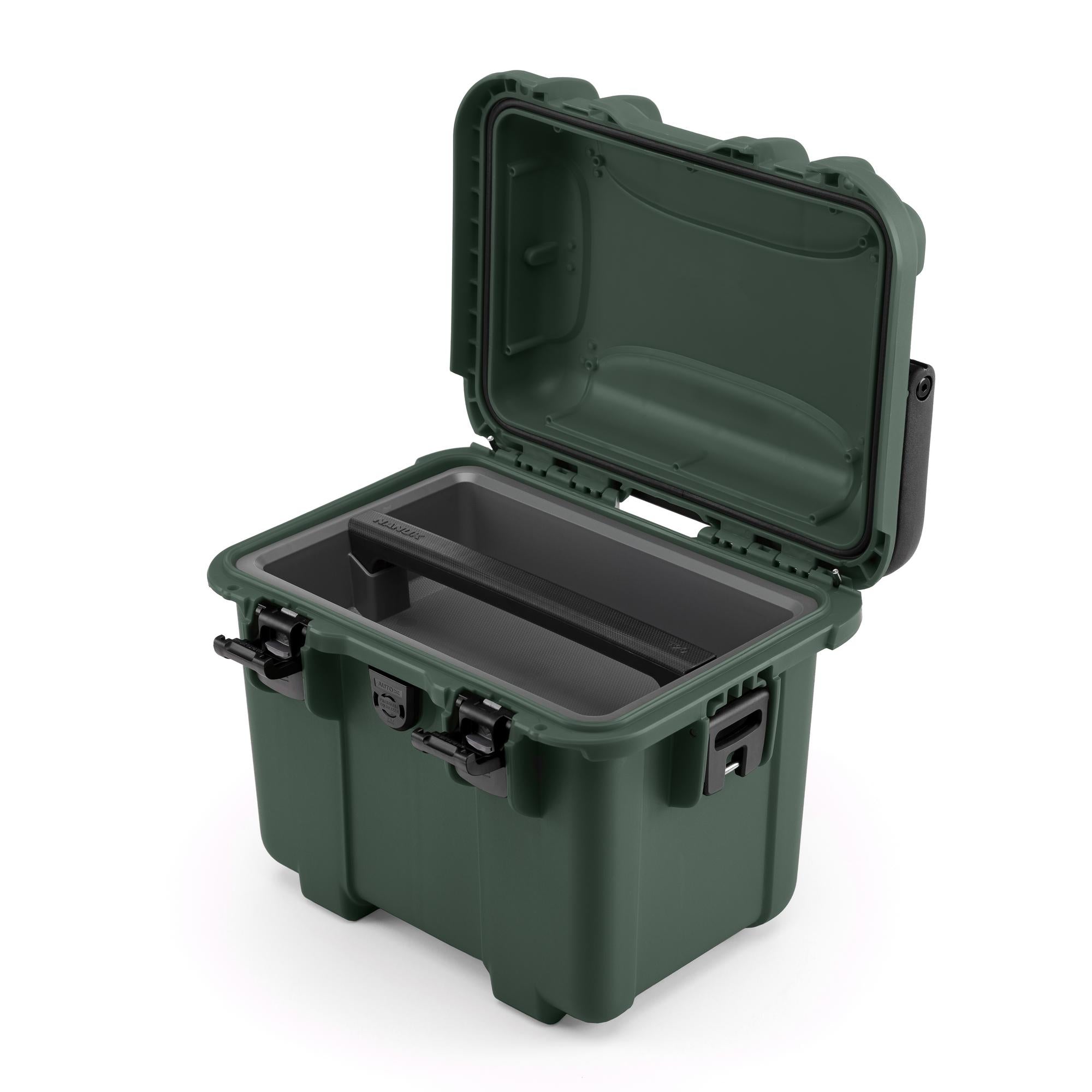 Nanuk T20 Olive with Rigid Tray and Dividers