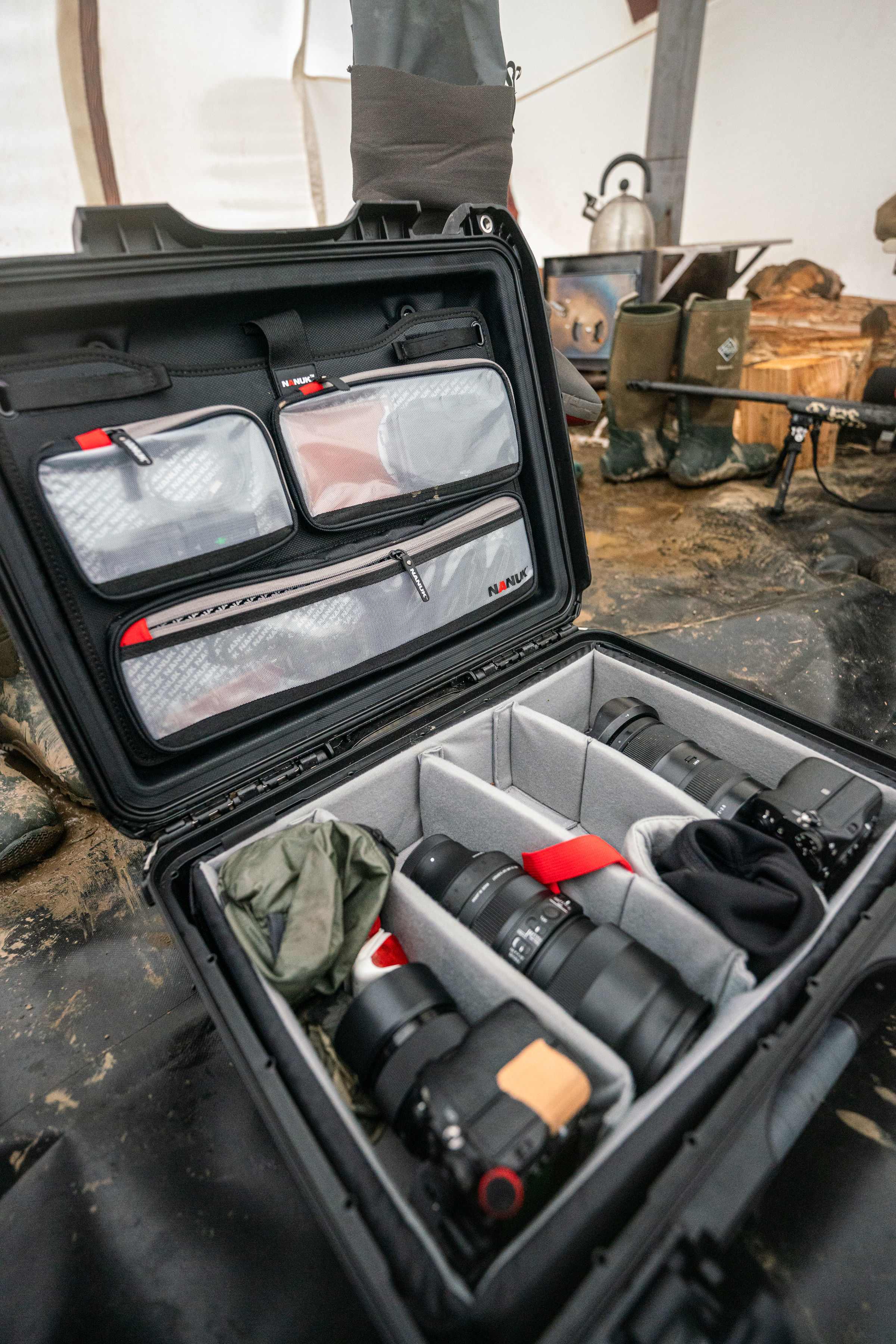 NANUK 930 Camera Case - Pro Photo Kit