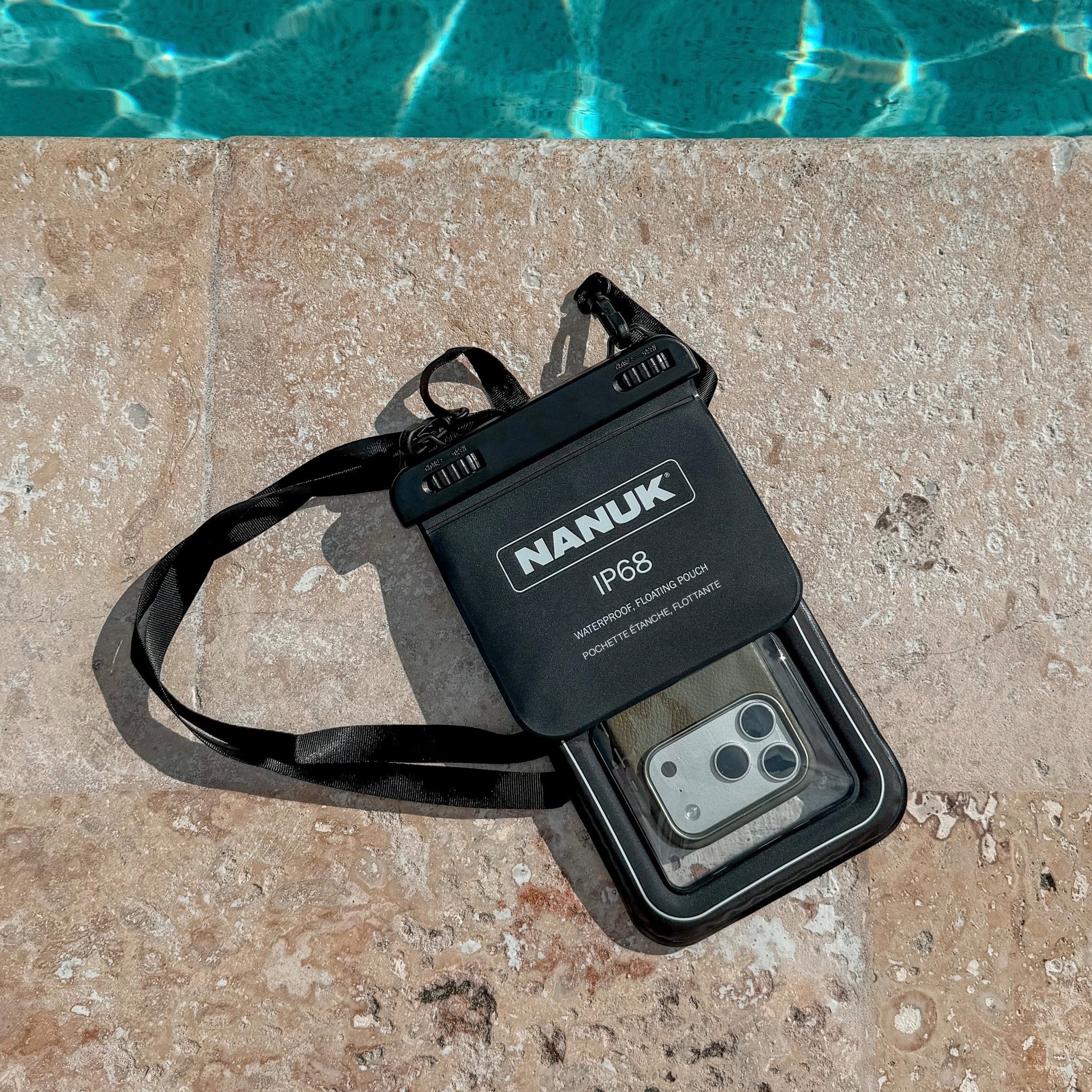 NANUK Waterproof Phone Pocket - Nanuk Accessories - NANUK Canada