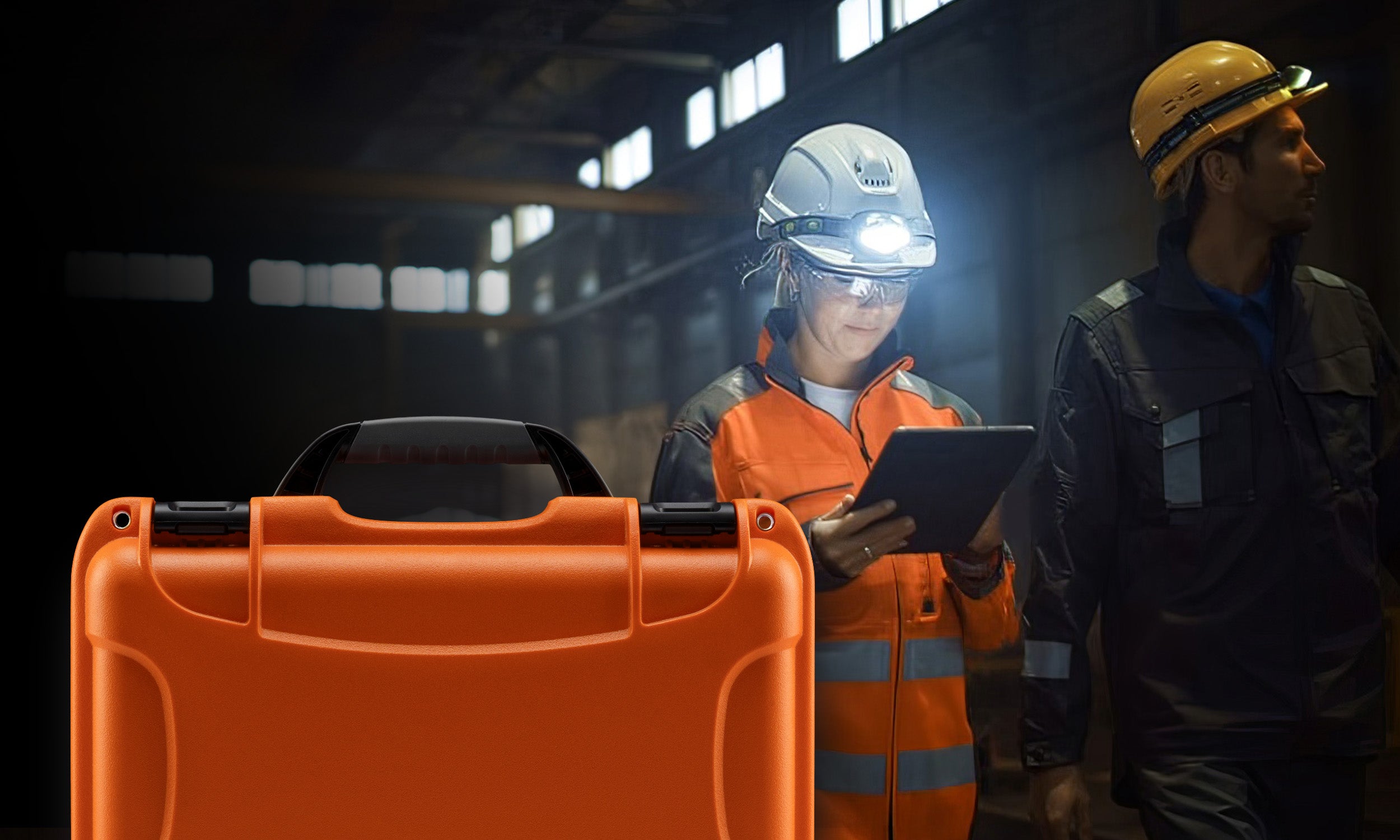 NANUK hard cases come in multiple colors, including bright options, making them suitable for dark environments or situations where high visibility is required. They are designed to stand out, ensuring equipment is easily locatable.