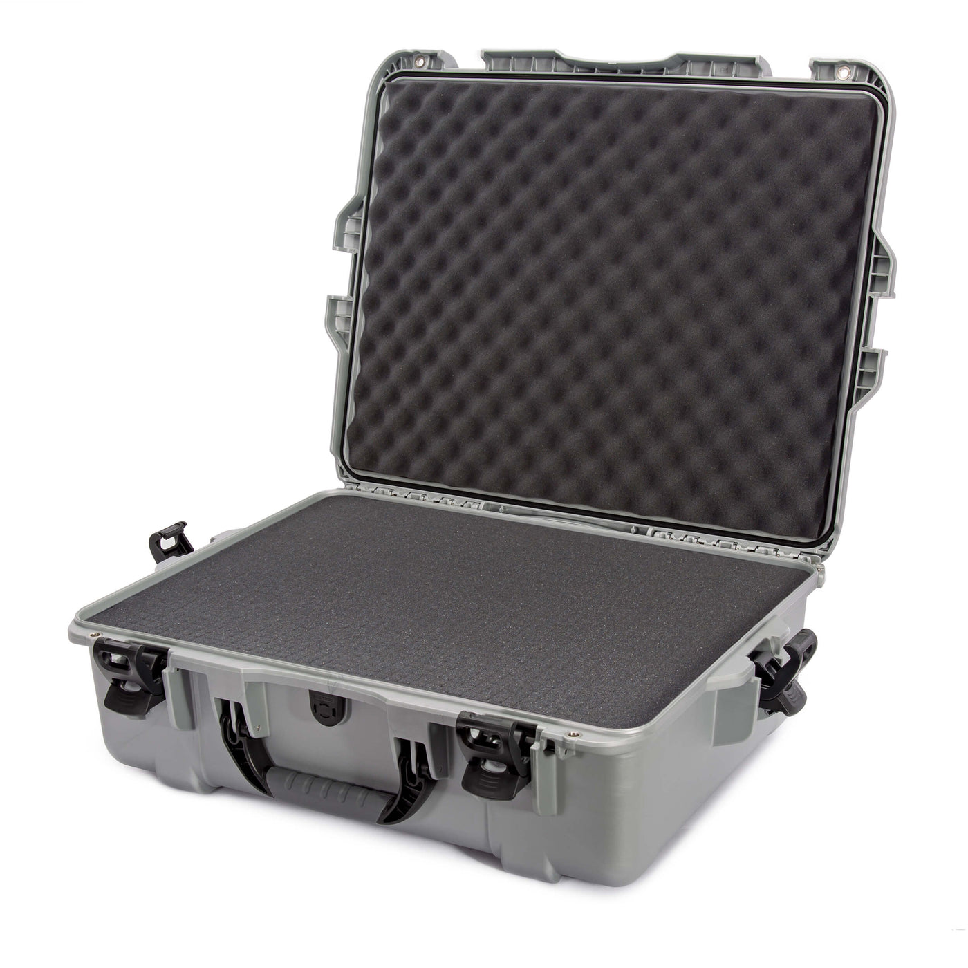 NANUK 945 Argent avec mousse